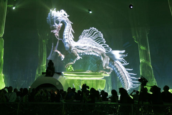 新濠天地天幕，上演立體動(dòng)感視聽節(jié)目《龍騰》