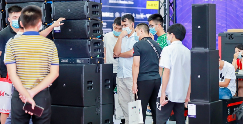 展會(huì)現(xiàn)場